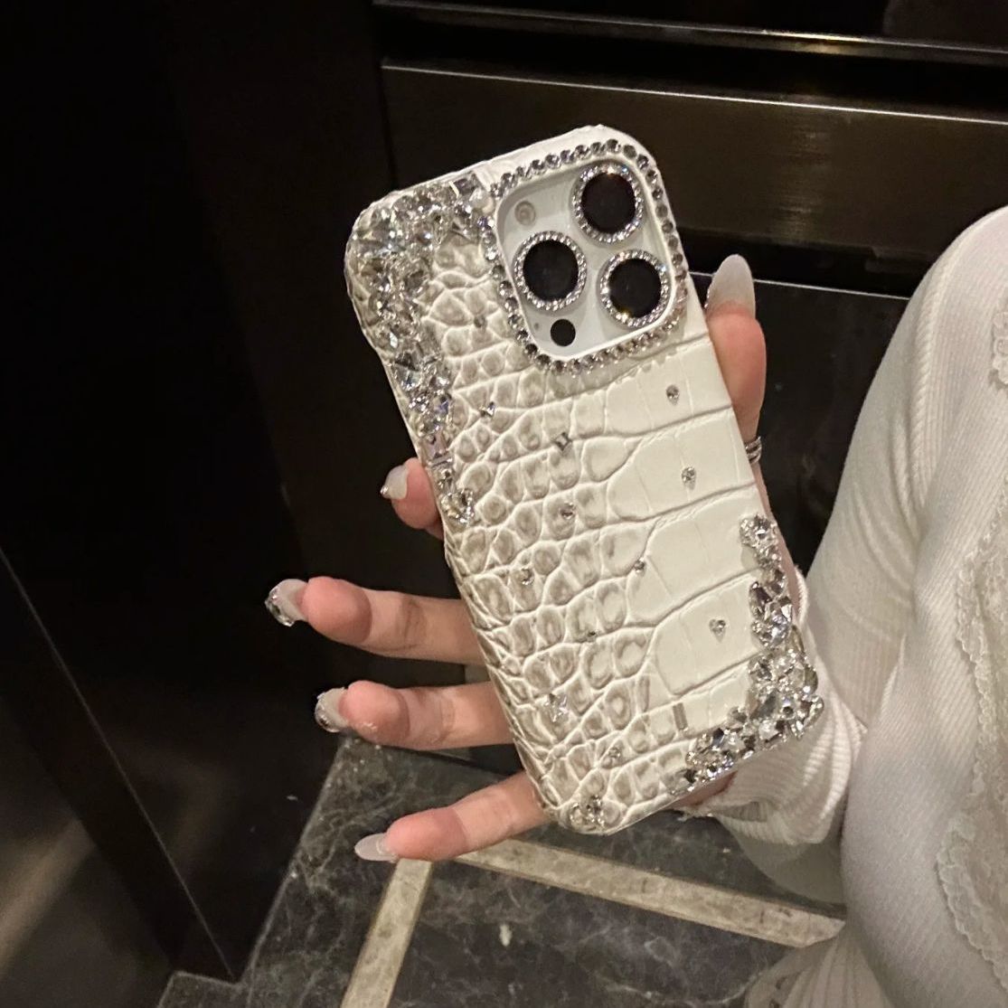 High-end rhinestone apple 16promax mobile phone case 16 crocodile skin pattern iphone15pro anti-fall 14 protective cover 13