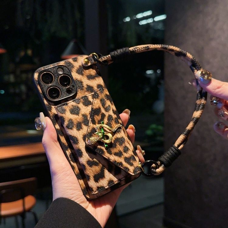 Apple 16 pro phone case leopard print card holder crossbody 17 pro max premium handbag new arrival