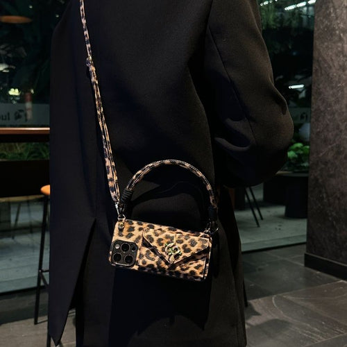 Apple 16 pro phone case leopard print card holder crossbody 17 pro max premium handbag new arrival